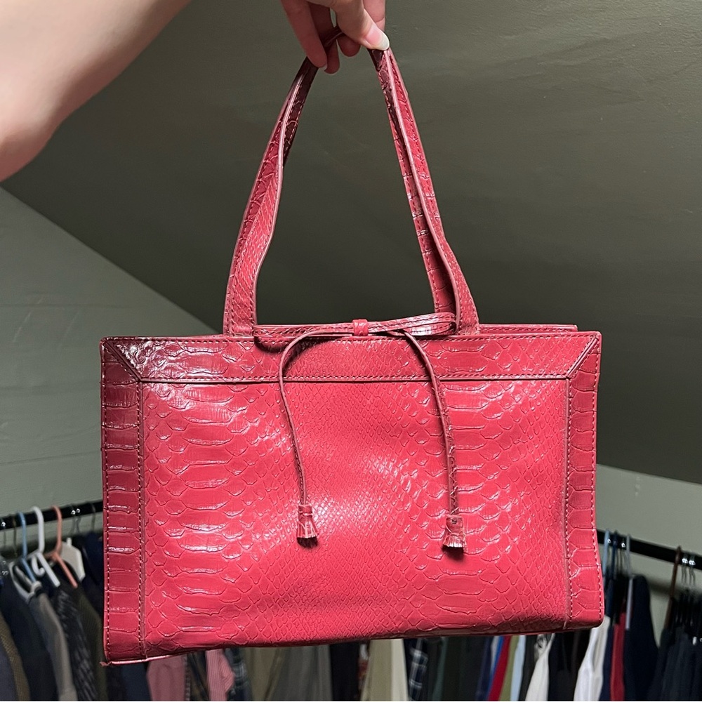 Vintage Liz Claiborne faux crocodile leather purse
